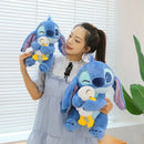 Stitch com Patinho Feio - Pelúcia Premium