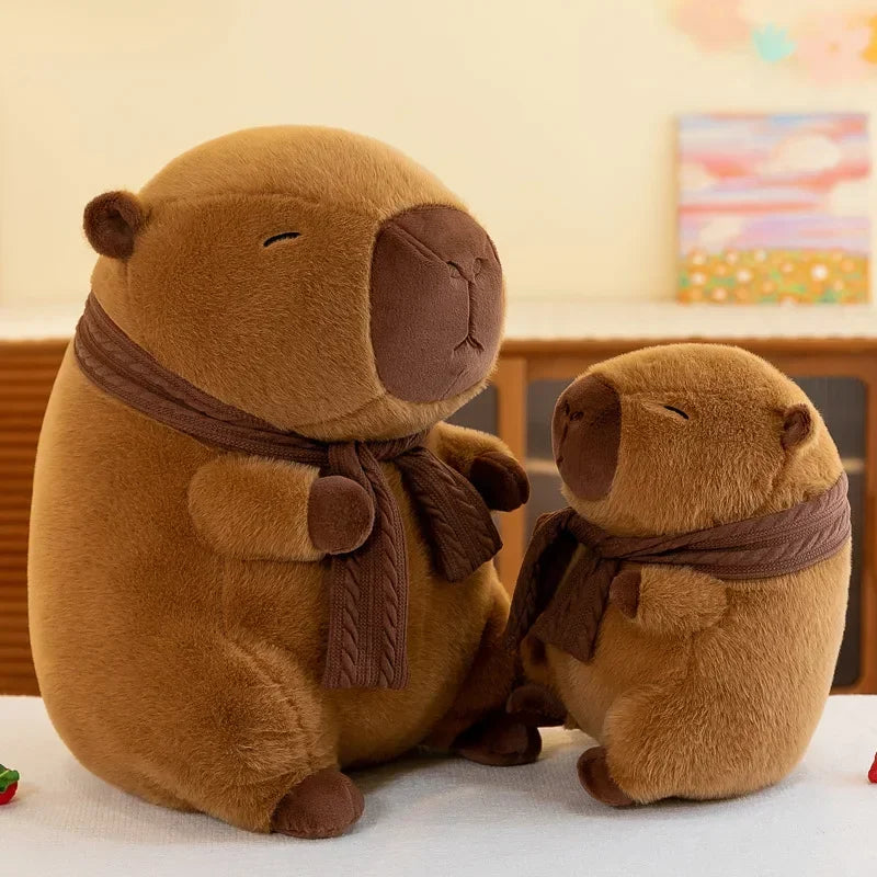 Capivara de Cachecol - Pelúcia Premium